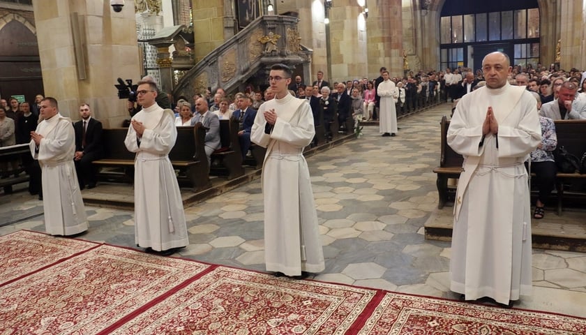 Uroczystość święceń kapłańskich w katedrze we Wrocławiu, 2026 rok