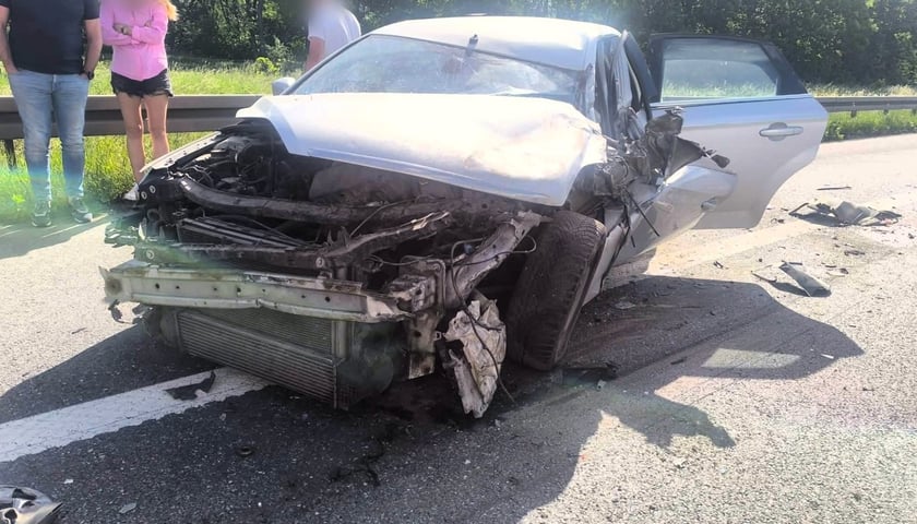Osobówka wjechała w ciężarówkę. Kolejny wypadek na A4 | AKTUALIZACJA