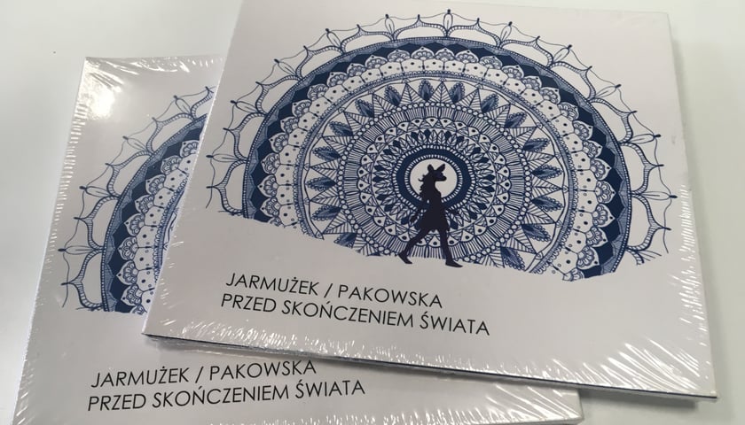 Do wygrania płyty Jarmużek/Pakowska „Przed skończeniem świata” [ZAKOŃCZONY]