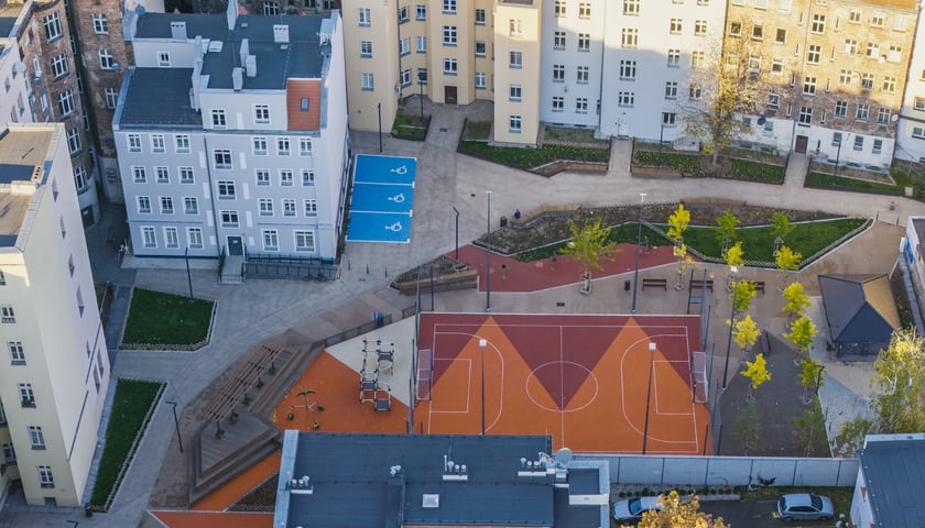 I etap Podwórka im. Wszystkich Mieszkańców został zrealizowany w ubiegłym roku