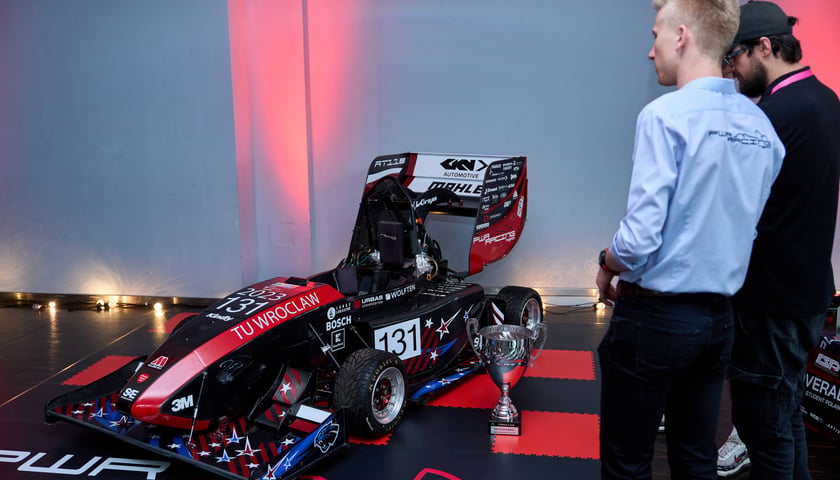 Premiera nowego bolidu PWR Racing Team na Tarczyński Arena we Wrocławiu