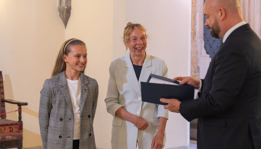 231 sportowców i 78 trenerów z Wrocławia otrzymało nagrody Prezydenta Wrocławia za wyniki osiągnięte w 2025 roku - gala rozdania nagród (10.06.2026 r.)