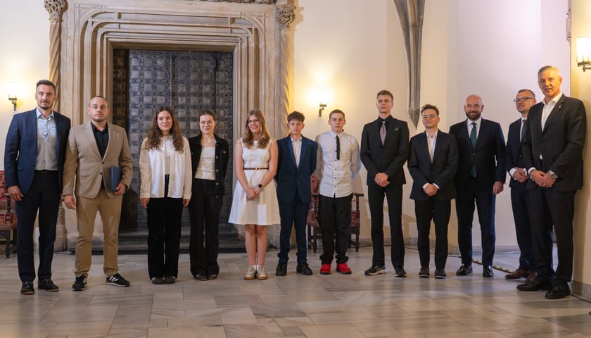 231 sportowców i 78 trenerów z Wrocławia otrzymało nagrody Prezydenta Wrocławia za wyniki osiągnięte w 2025 roku - gala rozdania nagród (10.06.2026 r.)