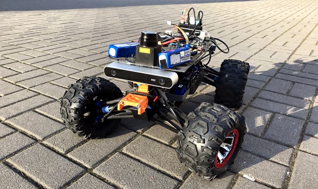 Studenci PWr skonstruowali autonomicznego robota