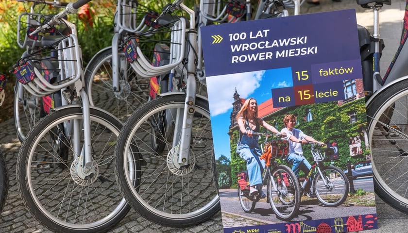 Na zdjęciu Wrocławski Rower Miejski przy placu Dominikańskim, to najpopularniejsza stacja we Wrocławiu