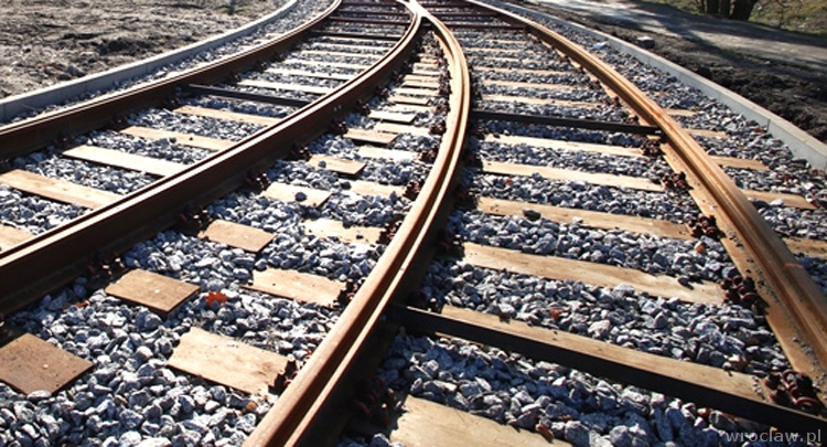 28 czerwca: wymiana rozjazdów na pl. Społecznym