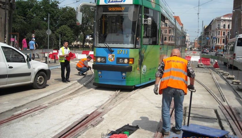 25 lipca - kolejny etap przebudowy torowiska ul. Świdnicka/Podwale