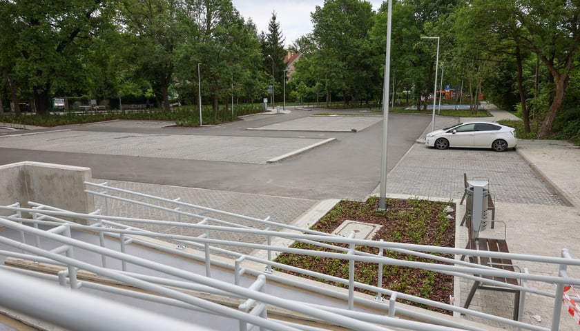 Nowy parking P+R na Leśnicy. W lipcu będzie można z niego korzystać