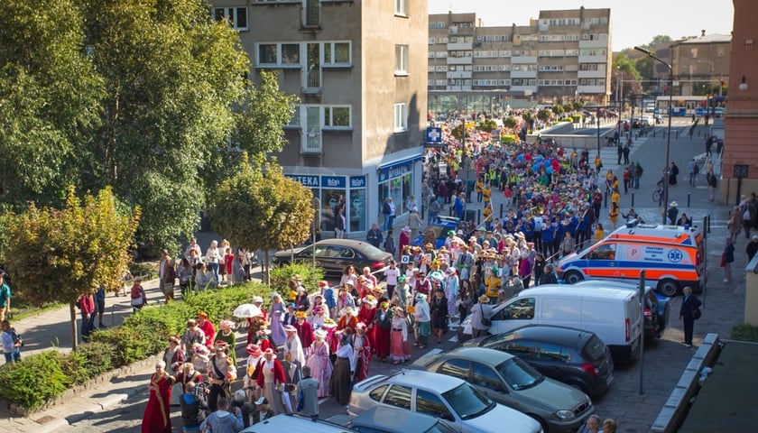 14 września – tymczasowe zmiany trasy linii 6 i 7