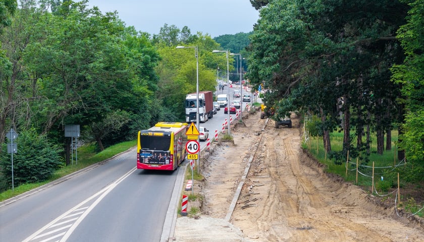 Budowa tramwaju na Swojczyce. Obecnie najwięcej dzieje się pomiędzy pętlą „Sępolno” a Mostami Chrobrego
