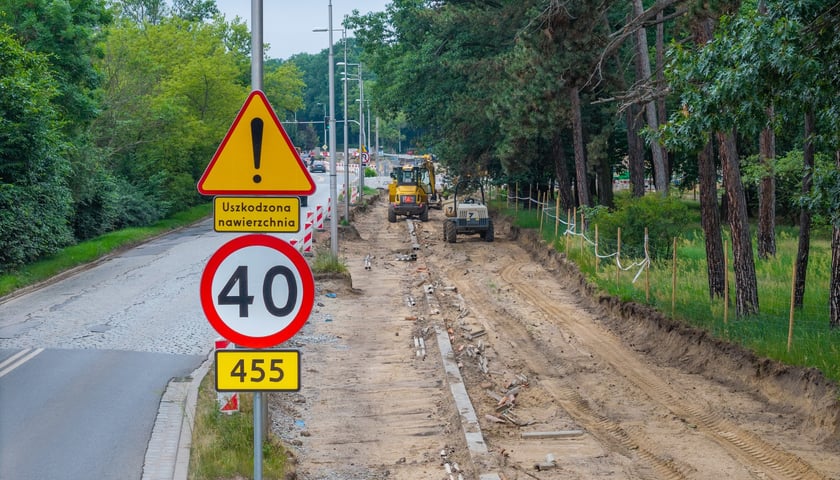Budowa tramwaju na Swojczyce. Obecnie najwięcej dzieje się pomiędzy pętlą „Sępolno” a Mostami Chrobrego