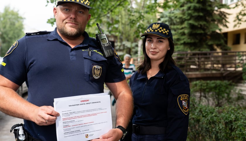 Strażnicy miejscy zostali zaangażowani w informowanie mieszkańc&oacute;w o ewakuacji