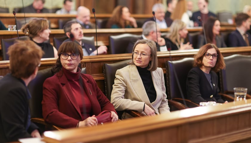XV-lecie AMUiA. Uczestnicy uroczystości.
