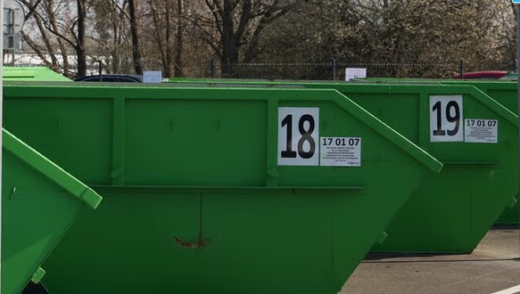 Kontenery na PSZOK-u przy ul. Szwajcarskiej we Wrocławiu