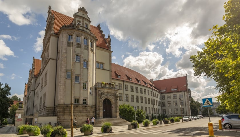 Gmach główny Politechniki Wrocławskiej