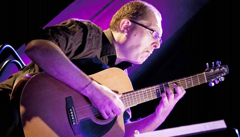 Jazzowy fingerstyle w Starym Klasztorze
