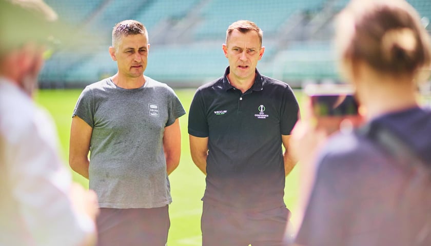 Kulisy stadionu, 12 sierpnia 2026