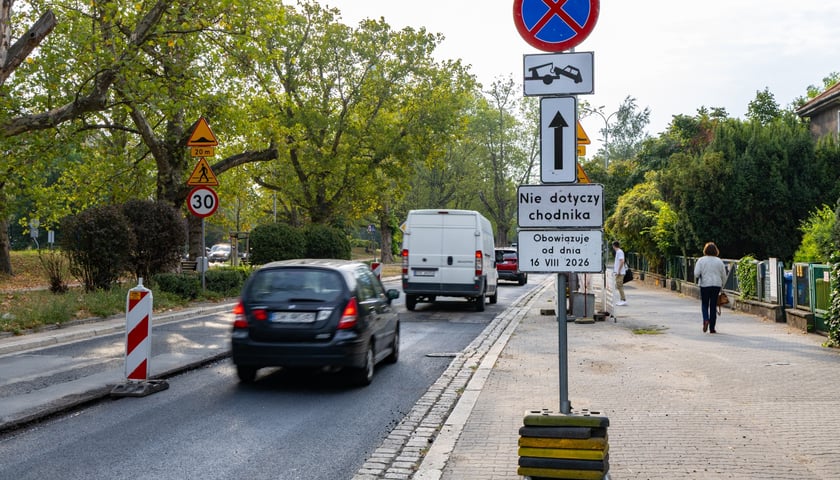 Ruszył remont Al. Wiśniowej we Wrocławiu. Prace prowadzone są tu głownie w nocy, 17.08.2026 r.