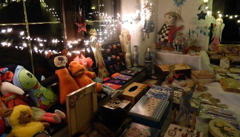 Artystyczny kiermasz świąteczny w Smolcu [ZDJĘCIA]