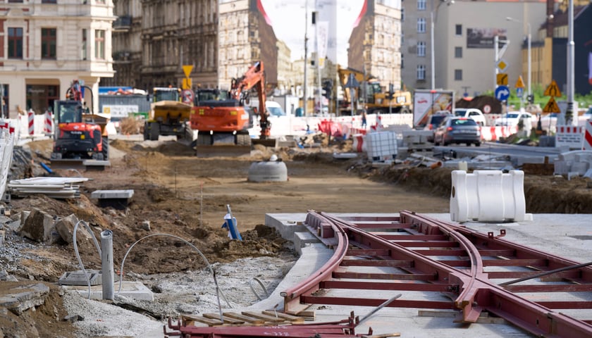 Budowa węzła Drobnera-Dubois. Zdjęcie z wtorku 18 sierpnia 2026