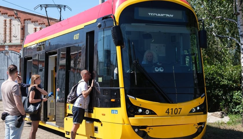 Wrocławianie mieli już okazję przetestować tramwaj Hyundai Rotem 141N. Pierwszy dzień testów odbył się  14.08.26