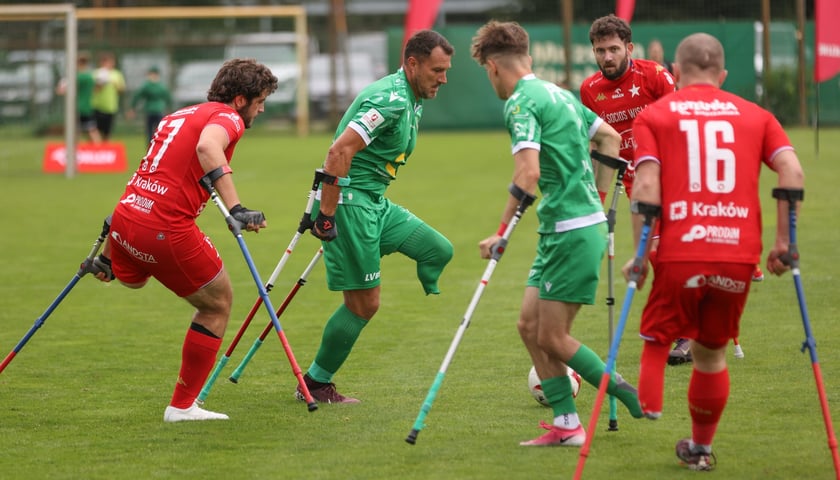 Mecz Śląska Wrocław z Wisłą Krak&oacute;w &ndash; pierwszy dzień IV Turnieju Orlen Amp Futbol