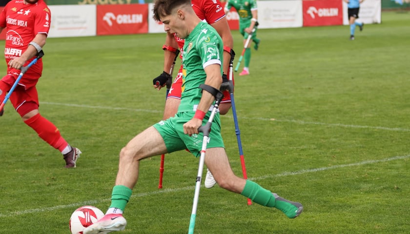 Mecz Śląska Wrocław z Wisłą Krak&oacute;w &ndash; pierwszy dzień IV Turnieju Orlen Amp Futbol