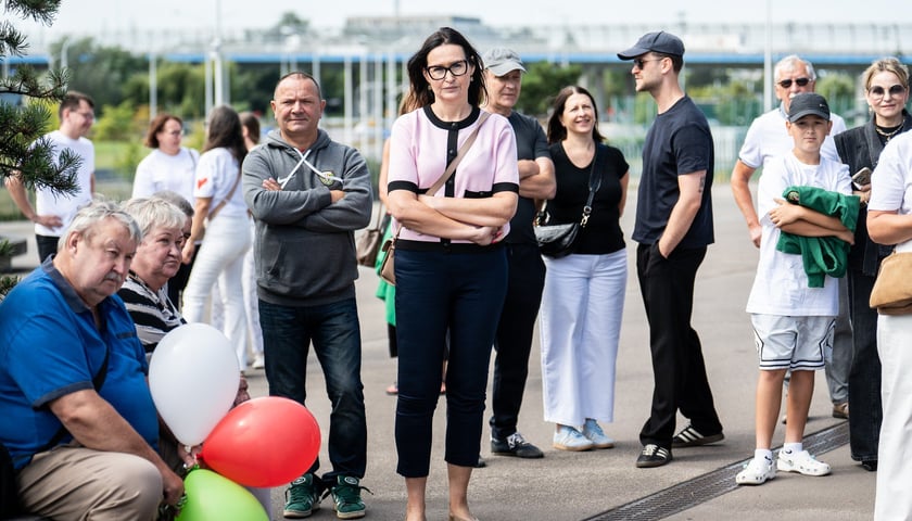 Odsłonięcie figurki Otinia przy Stadionie Tarczyński Arena, 25 sierpnia 2026