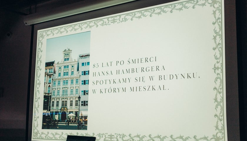 Wmurowanie kamienia pamięci na placu Solnym we Wrocławiu