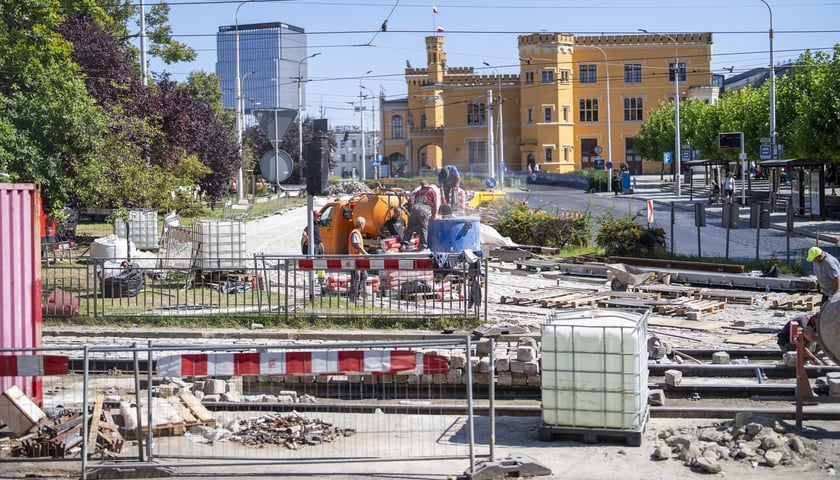 Remont torowiska na ulicach Stawowej i Peronowej