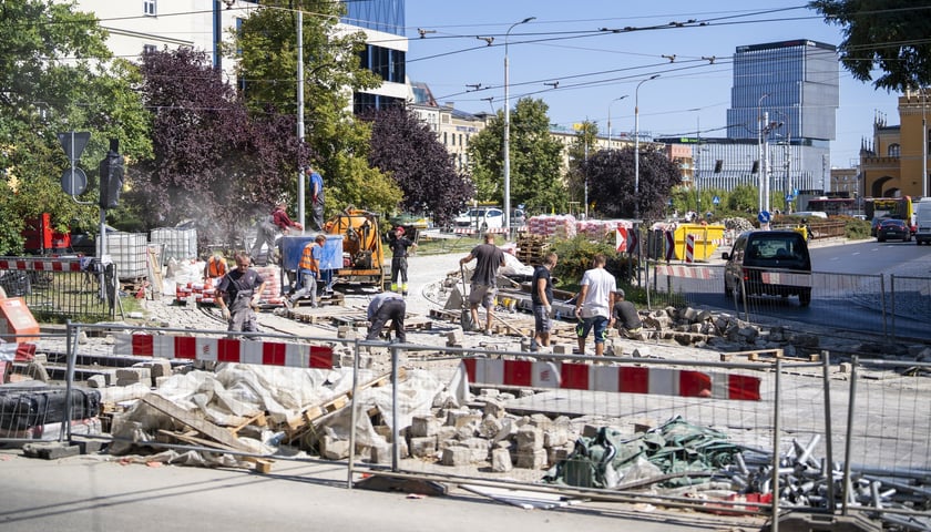 Remont torowiska na ulicach Stawowej i Peronowej
