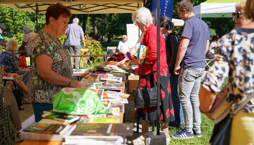 Piknik w parku parku im. Lesława Węgrzynowskiego