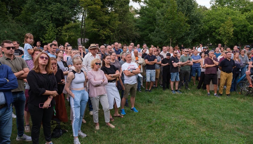 Spotkanie mieszkańców z urzędnikami w Parku Na Skraju na Brochowie (czwartek 3 września)