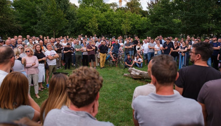 Spotkanie mieszkańców z urzędnikami w Parku Na Skraju na Brochowie (czwartek 3 września)