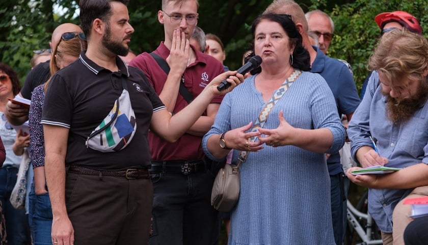 Spotkanie mieszkańców z urzędnikami w Parku Na Skraju na Brochowie (czwartek 3 września)