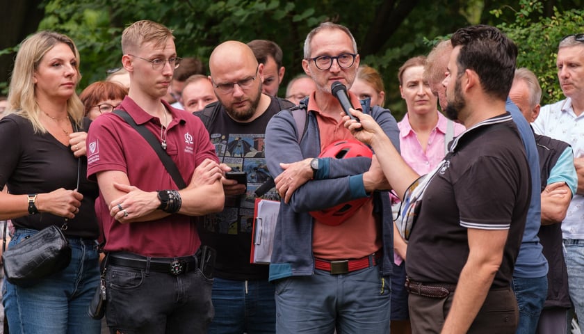 Spotkanie mieszkańców z urzędnikami w Parku Na Skraju na Brochowie (czwartek 3 września)