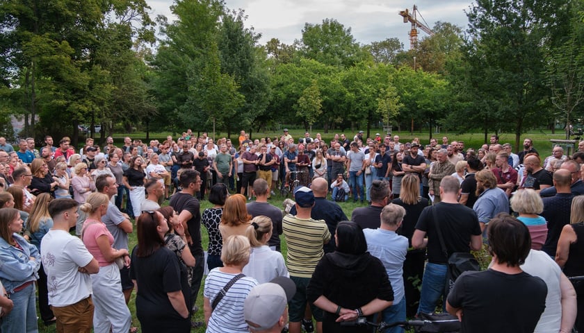 Spotkanie mieszkańców z urzędnikami w Parku Na Skraju na Brochowie (czwartek 3 września)