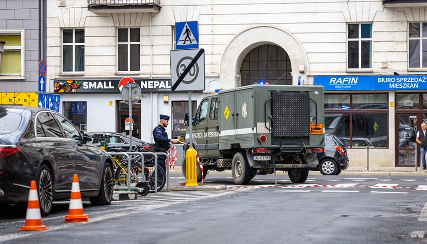 Akcja służb przy ul. Rejtana, po odkryciu na poddaszu kamienicy niewybuchu z czas&oacute;w II wojny światowej.Wrocław, 14.09.2026.