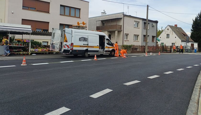 Nowy asfalt na Łużyckiej