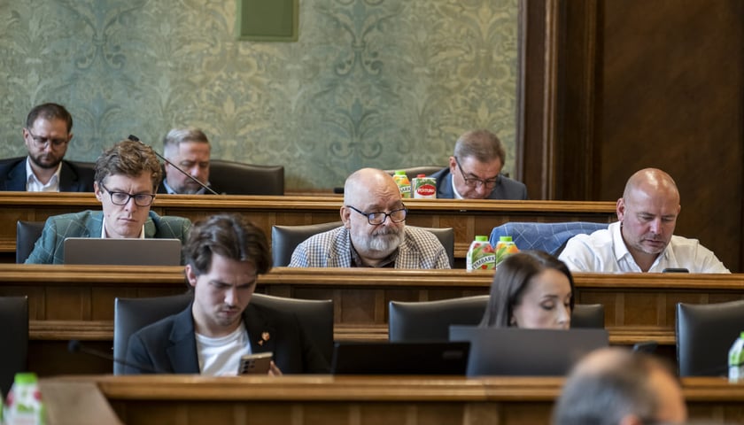<p>Sesja Rady Miejskiej Wrocławia, 17.09.2026</p>