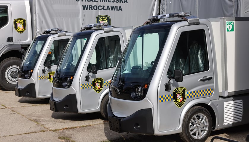 Prezentacja nowych pojazdów i specjalistycznego sprzętu Straży Miejskiej Wrocławia.
