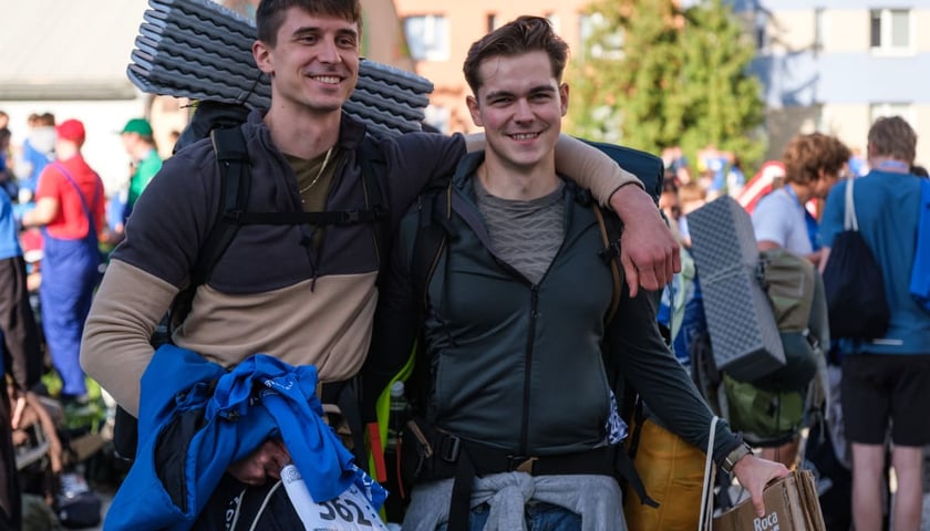 Uczestnicy AutoStopRace 2026. Star wyścigu. Wrocław, 19.09.2026