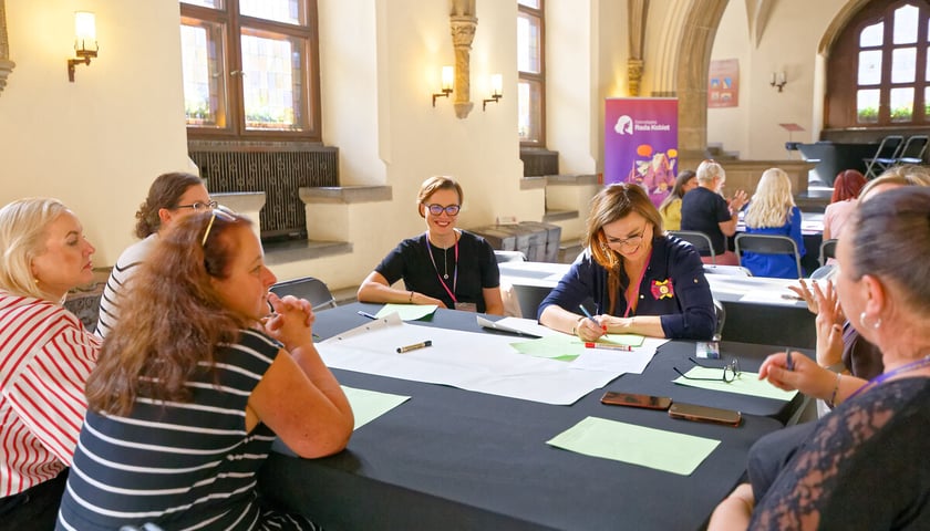 Dolnośląskie Forum Rad Kobiet, praca w grupach. Wrocław, 19.09.2026.