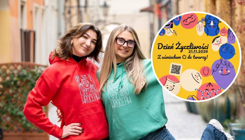 Na zdjęciu głównym dwie obejmujące się uśmiechnięte kobiety, na małym zdjęciu w kółku plakat tegorocznej edycji Dnia Życzliwości