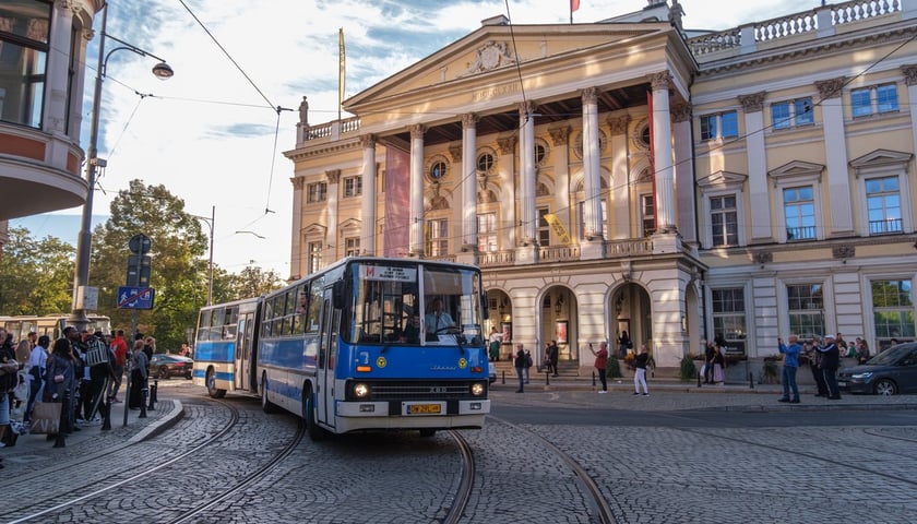 Parada Zabytkowych Autobusów i Tramwajów 2026