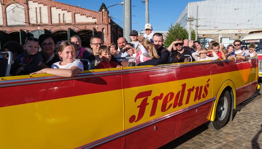 Parada Zabytkowych Autobusów i Tramwajów 2026