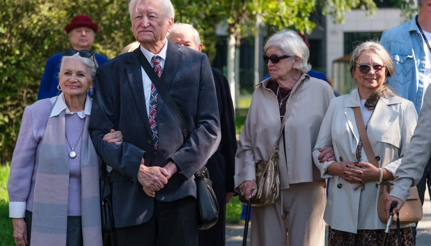 Andrzej Jochelson został patronem skweru u zbiegu ulic Strzegomskiej, Robotniczej i Śrubowej we Wrocławiu. Uroczyste odsłonięcie tabliczki odbyło się w niedzielę, 27 września 2026 r.