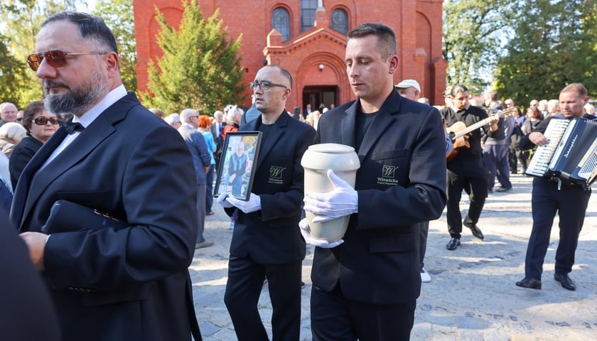 Pogrzeb Stanisława Szelca na Cmentarzu Grabiszyńskim we Wrocławiu