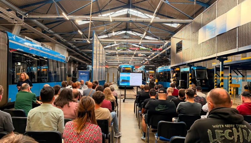 „Wrocław wybiera tramwaj” – spotkanie z mieszkańcami na zajezdni