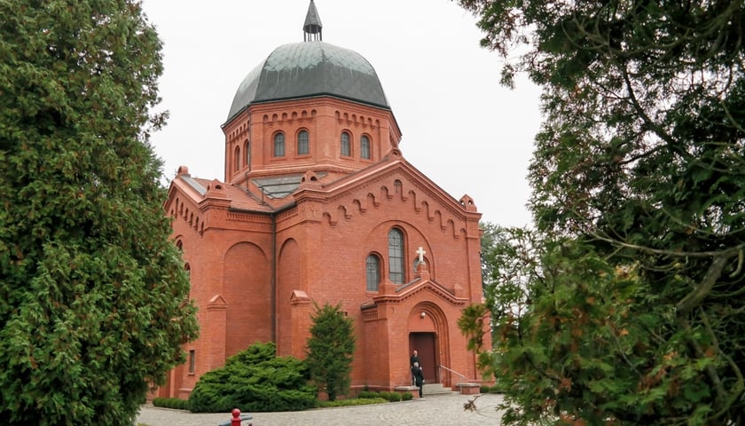 Cmentarz Grabiszyński otwarty od 1 sierpnia